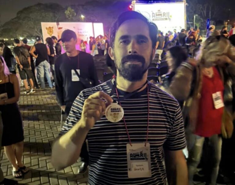 Gonzalo Giménez se consagró como Mejor Director en el Festival «Abril Claquete» 2026