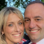 La justicia cerró la causa por el vuelo oficial que involucró a la esposa de Adorni