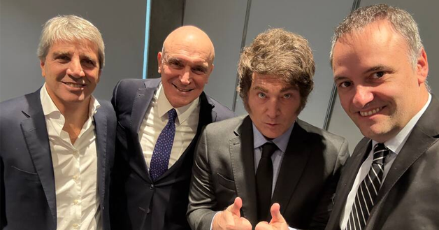 La Casa Rosada estudia adelantar las presidenciales por la crisis económica