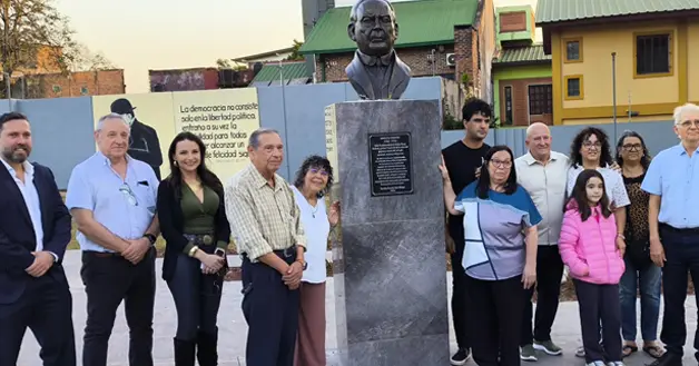 Plaza Hipolito