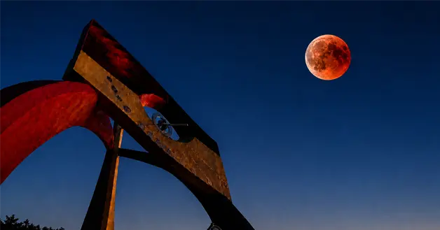 Eclipse Lunar