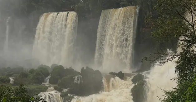Salto dos hermanas